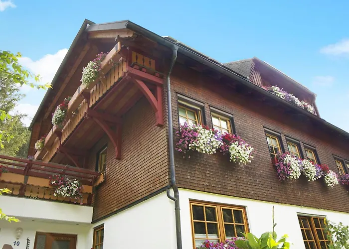 豪斯玛利亚布里克努斯旅馆 *